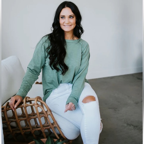 Coco Raglan Top by Lily & Lottie Size S Sage Green - Picture 2 of 4
